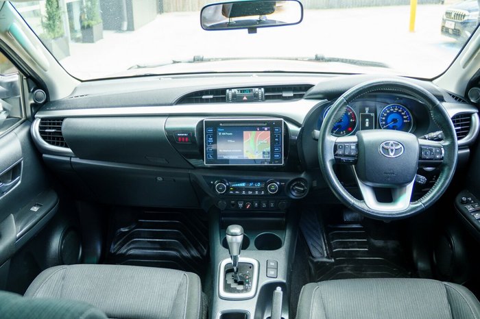 2019 Toyota Hilux SR5