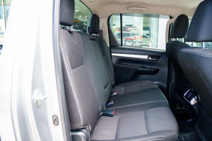 2019 Toyota Hilux SR5