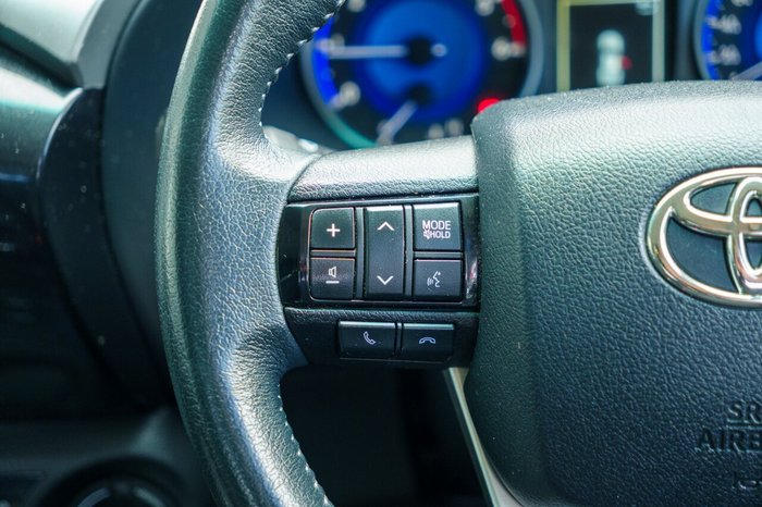 2019 Toyota Hilux SR5