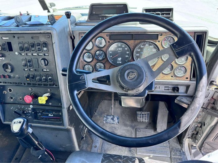 1998 Mack Prime Mover Ch