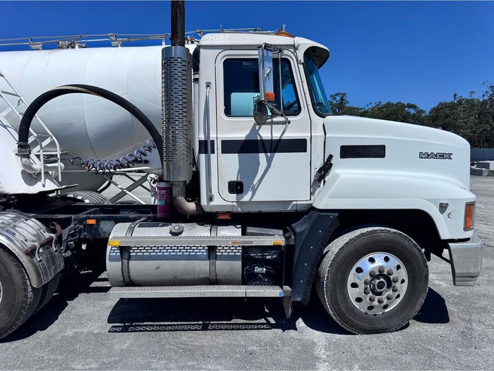 1998 Mack Prime Mover Ch