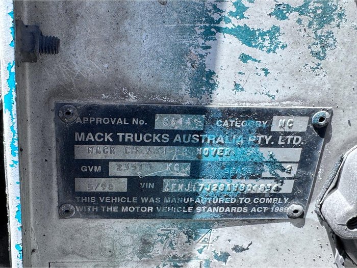 1998 Mack Prime Mover Ch