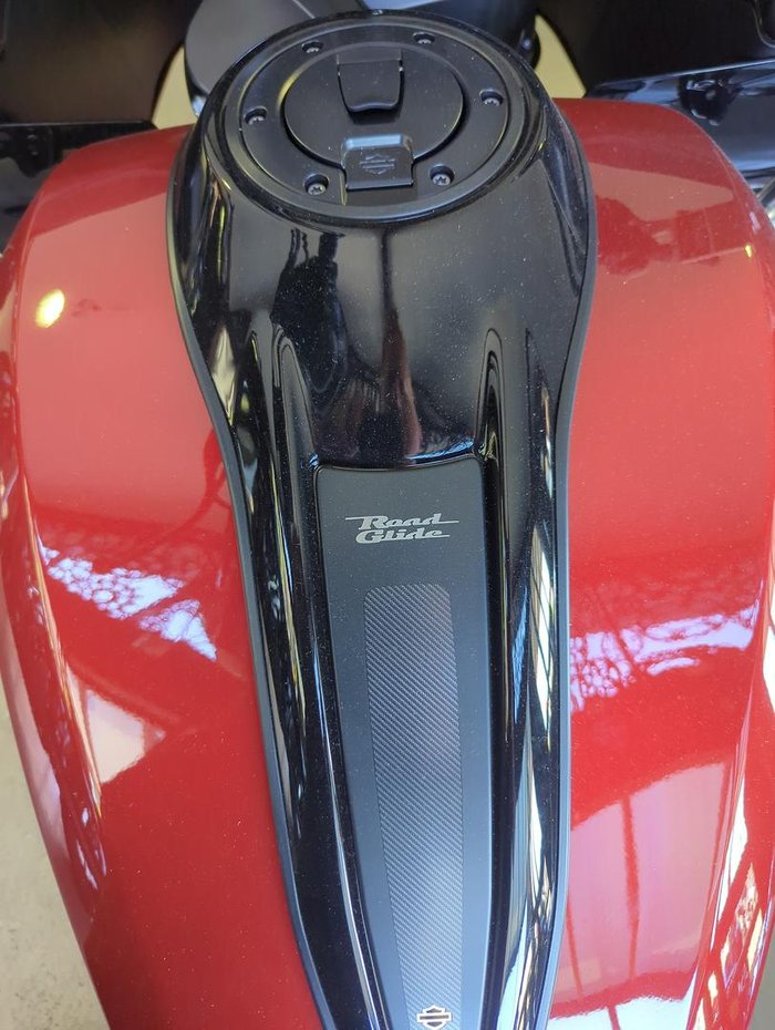 2025 Harley-Davidson Road Glide 117 (FLTRX) Touring Red