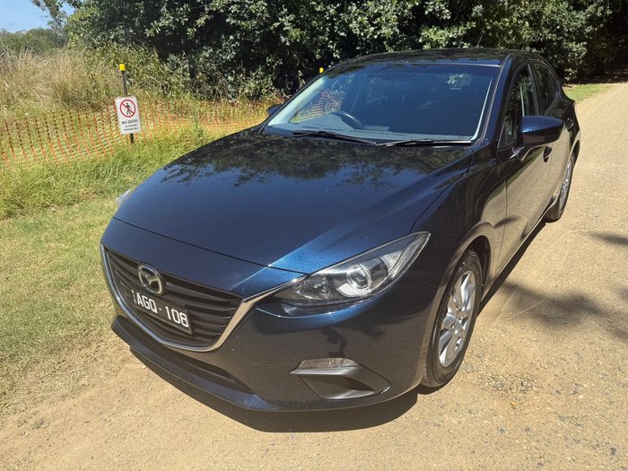 2015 Mazda 3 Neo