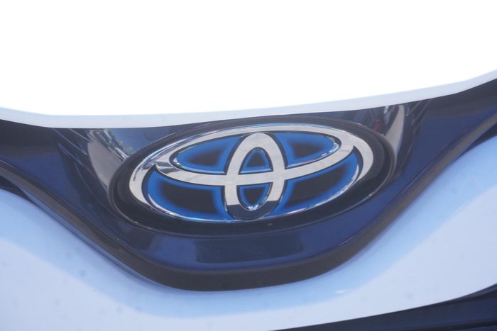 2020 Toyota Camry Ascent