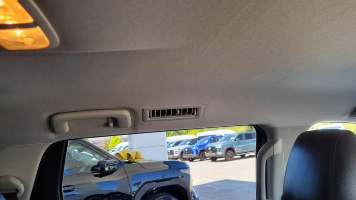 2021 Mitsubishi Pajero Sport GLS