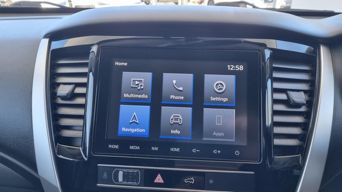 2021 Mitsubishi Pajero Sport GLS