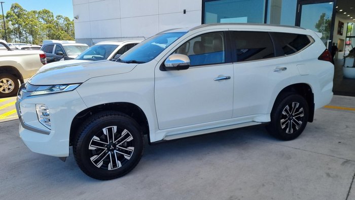 2021 Mitsubishi Pajero Sport GLS