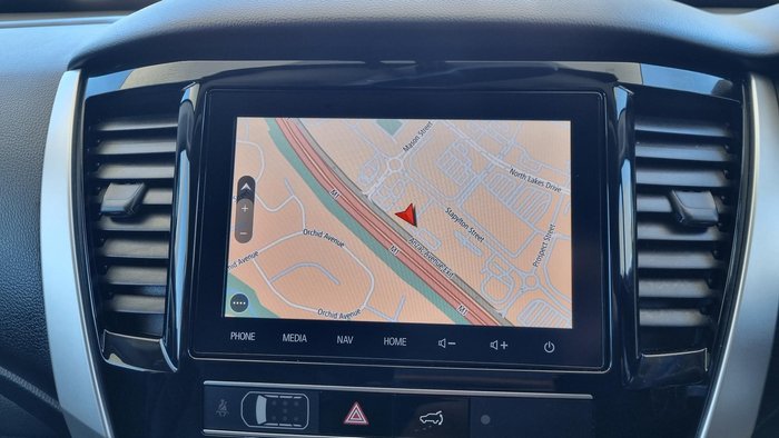 2021 Mitsubishi Pajero Sport GLS