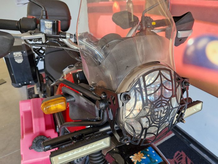 2021 Royal Enfield HIMALAYAN REBEL RED