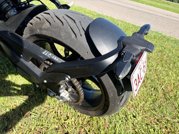 2023 Triumph TRIDENT 660 Orange