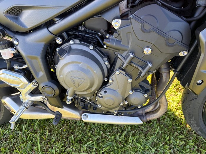 2023 Triumph TRIDENT 660 Orange