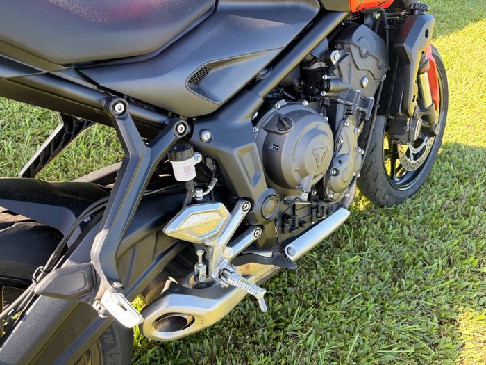2023 Triumph TRIDENT 660 Orange