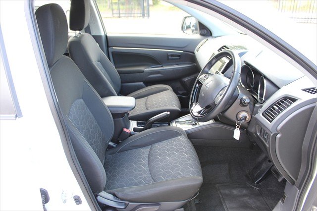 2022 Mitsubishi ASX ES