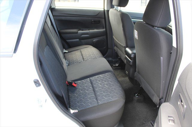 2022 Mitsubishi ASX ES