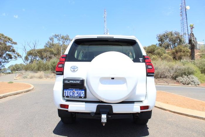 2023 Toyota Landcruiser Prado GX