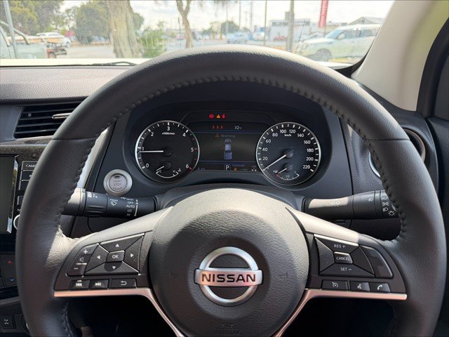 2025 Nissan D23 ST-X