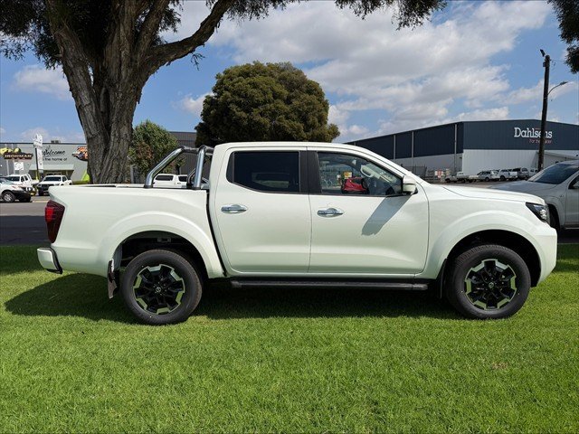 2025 Nissan D23 ST-X