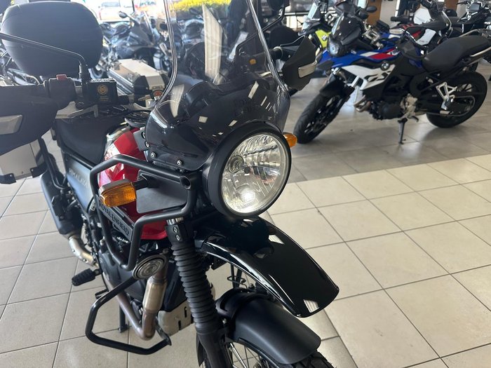 2022 Royal Enfield Himalayan E5 Premium Himalayan Black