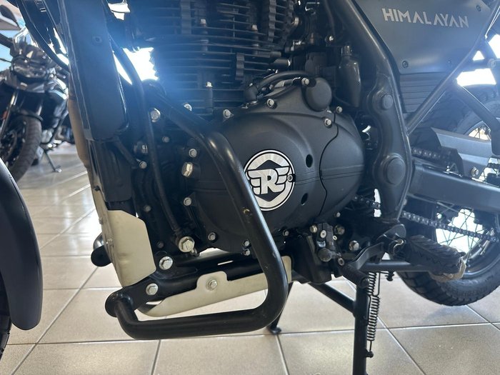 2022 Royal Enfield Himalayan E5 Premium Himalayan Black