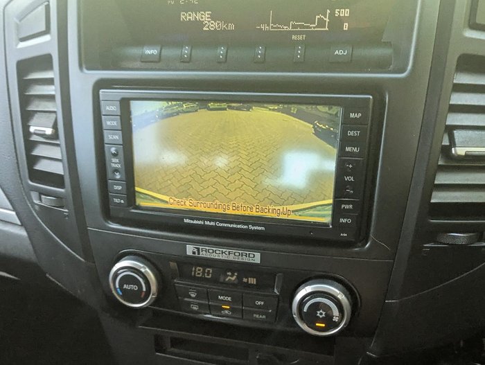 2010 Mitsubishi Pajero Platinum NT MY10 4X4 White Pearl