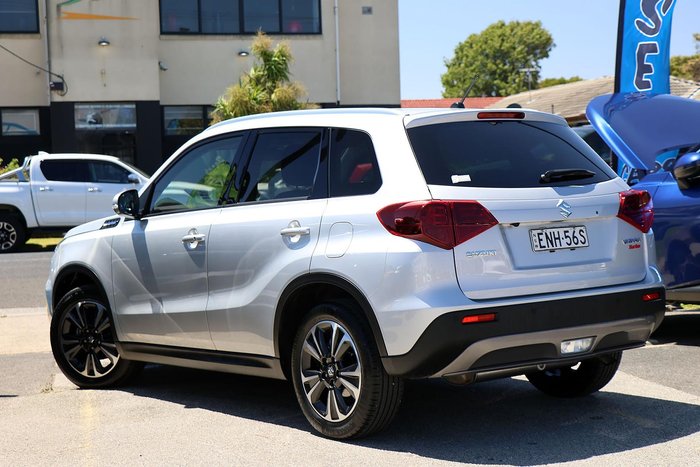 2021 Suzuki Vitara Turbo LY Series II Silky Silver