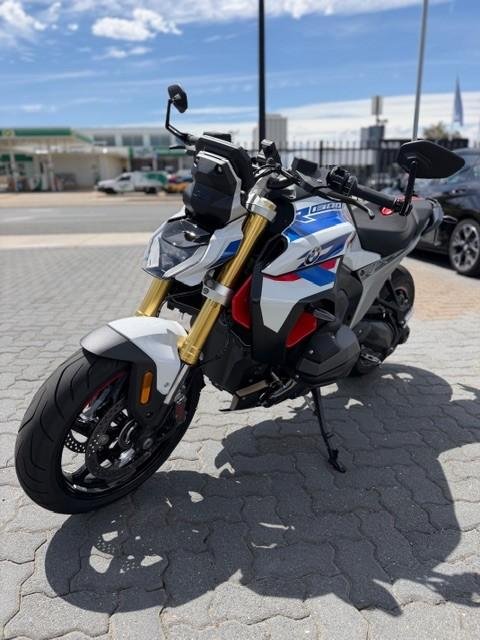 2025 BMW R 1300 R Performance R 1300 White
