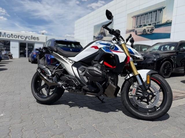 2025 BMW R 1300 R Performance R 1300 White