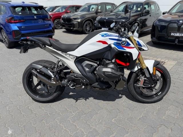 2025 BMW R 1300 R Performance R 1300 White
