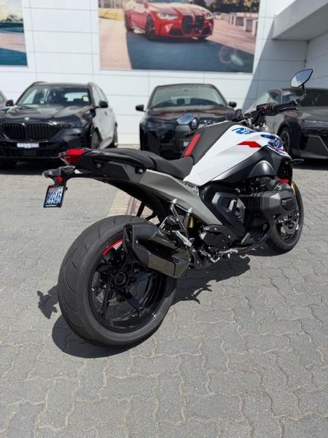 2025 BMW R 1300 R R 1300 White