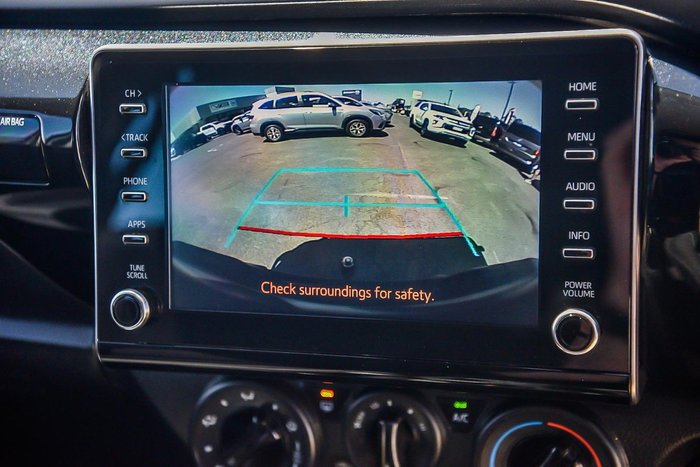 2021 Toyota Hilux SR