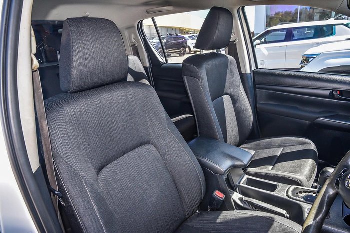 2021 Toyota Hilux SR