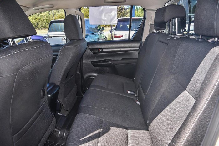 2021 Toyota Hilux SR