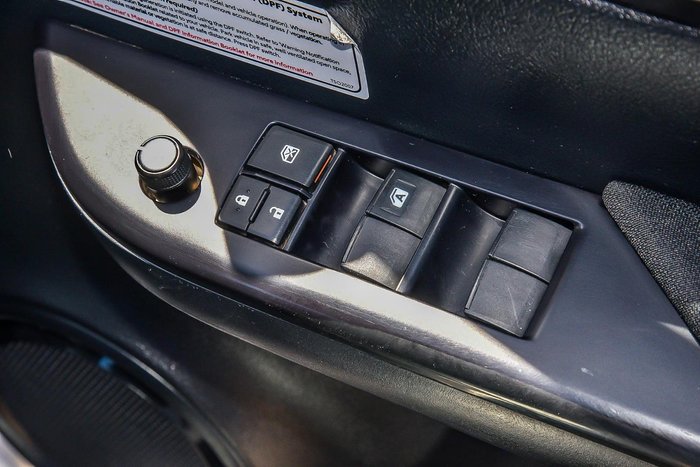 2021 Toyota Hilux SR