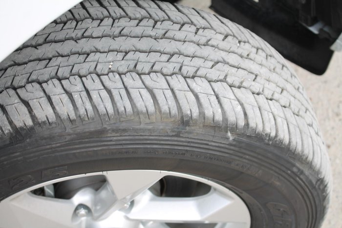 2025 Isuzu D-MAX LS-M