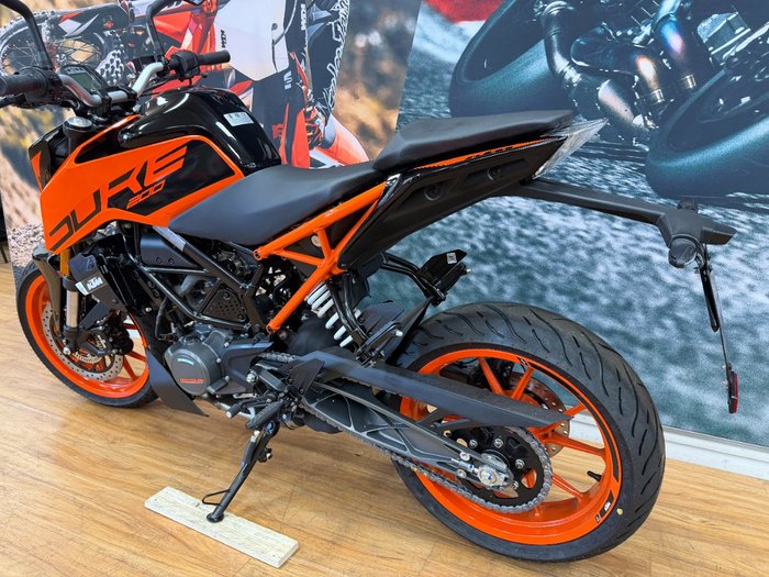 2024 Ktm 200 DUKE (ABS) ORANGE