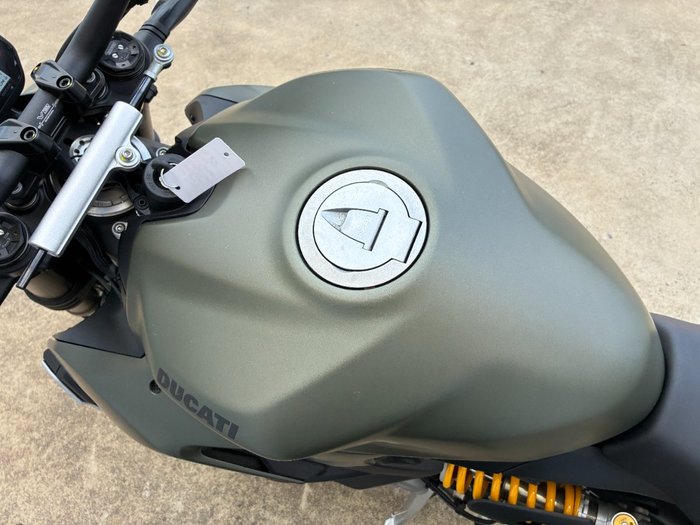 2022 DUCATI STREETFIGHTER V2 Green