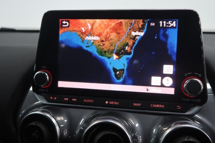 2020 Nissan JUKE ST+