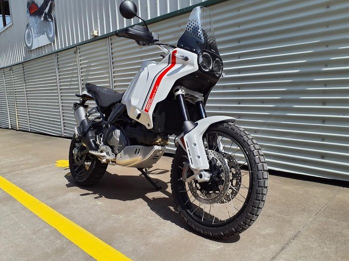 2025 Ducati Desert X Desert X White