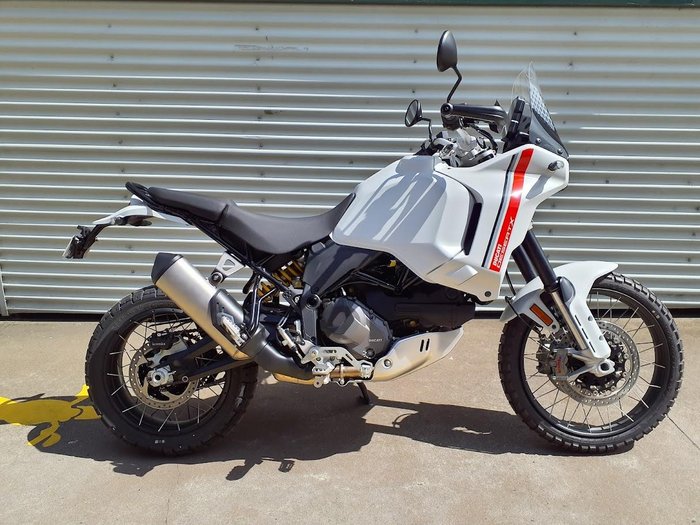2025 Ducati Desert X Desert X White