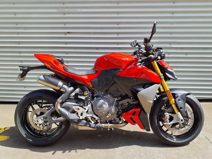 2026 Ducati Streetfighter V2 S Streetfighter Red