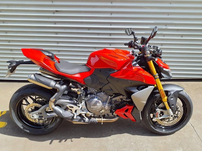 2026 Ducati Streetfighter V2 S Streetfighter Red