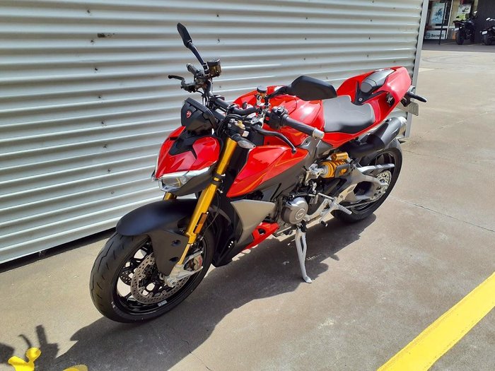 2026 Ducati Streetfighter V2 S Streetfighter Red