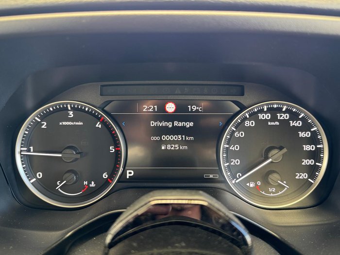 2025 Mitsubishi Triton GLX