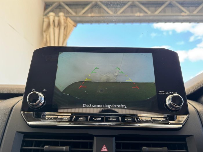 2025 Mitsubishi Triton GLX