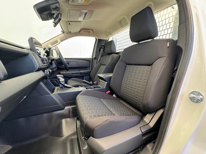 2025 Mitsubishi Triton GLX