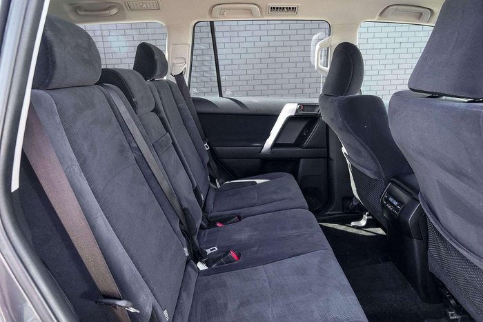 2022 Toyota Landcruiser Prado GXL