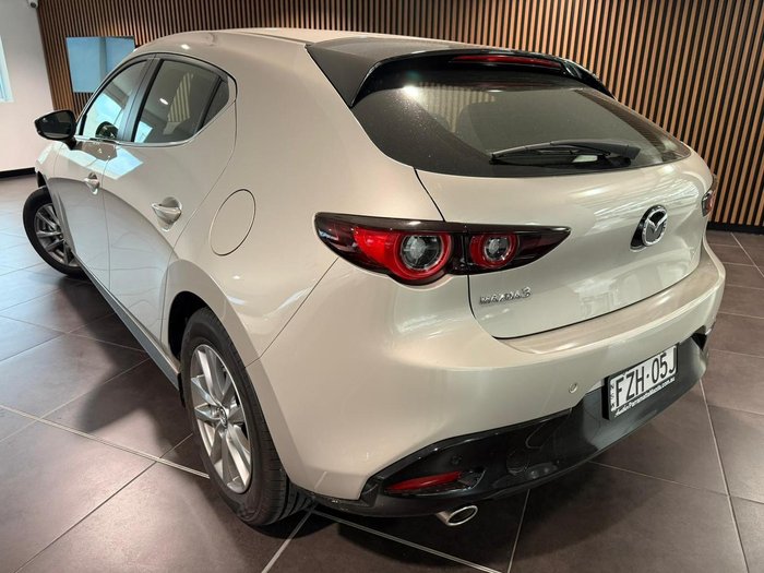 2025 Mazda 3 G20 Pure