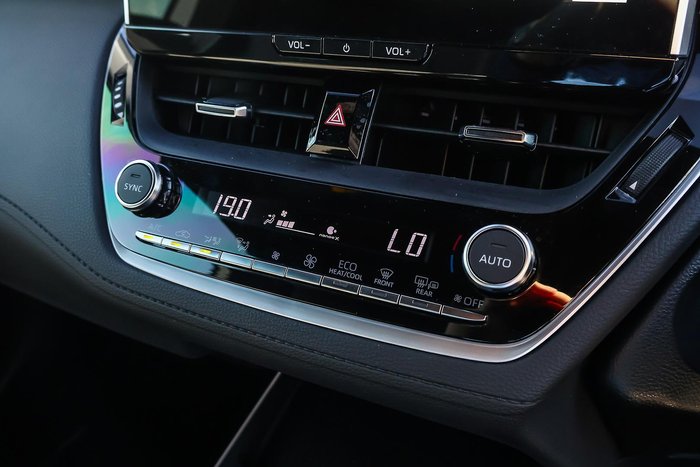 2025 Toyota Corolla Cross Atmos