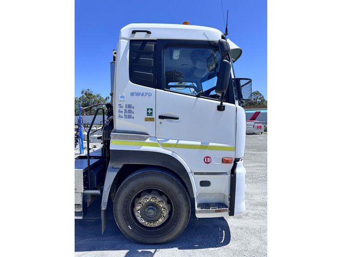 2010 UD Nissan Gwb4d